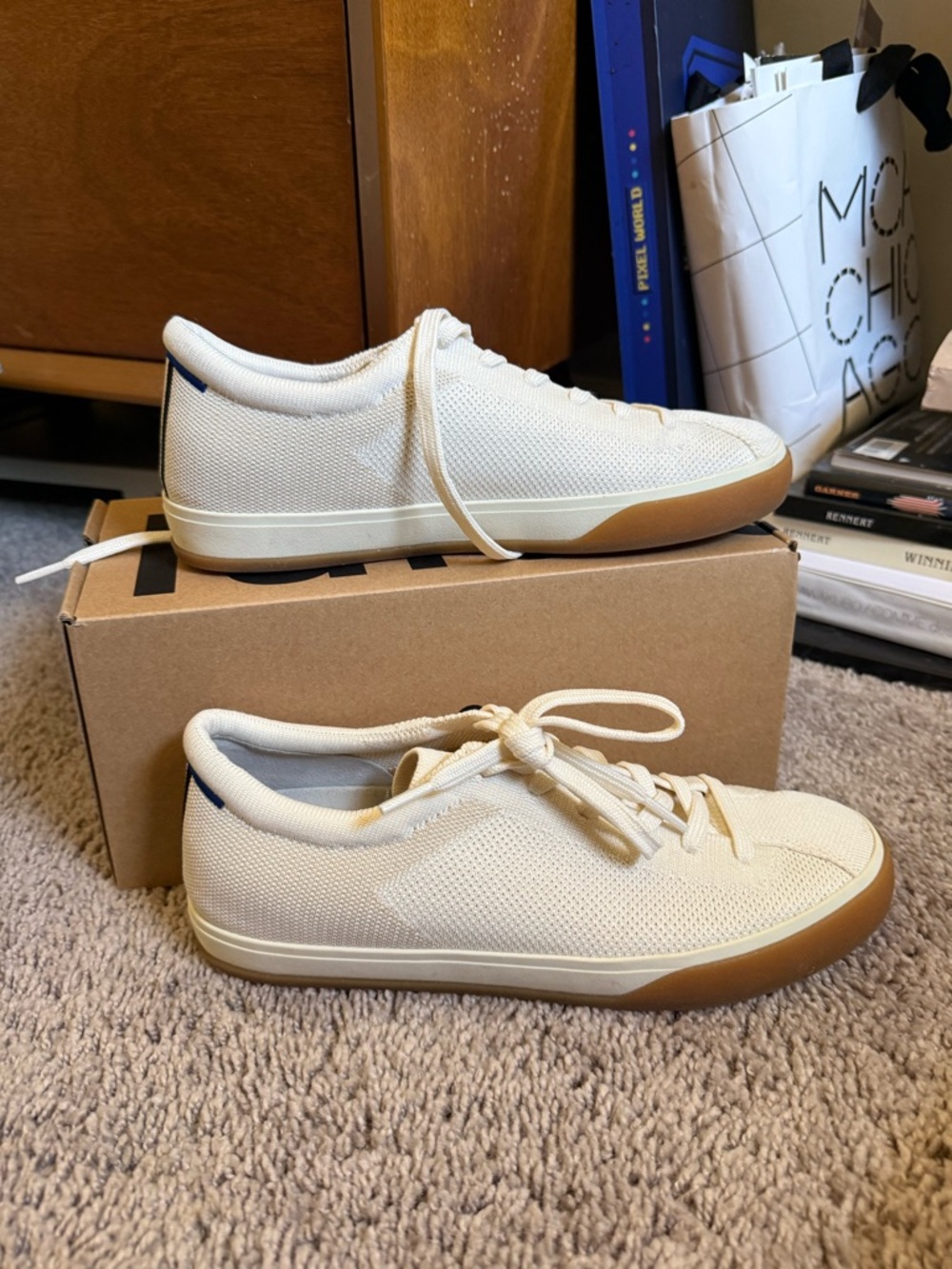 Rothy's Cream Canvas Low-Top Sneakers with Gum Sole size 9.5